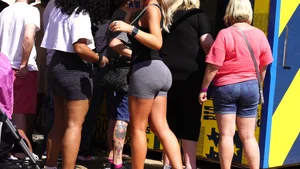 Big booty blonde babe in tight grey spandex shorts with vtl