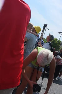 Silver-Haired Photographer Milf in Denim Shorts Street Candid Photos