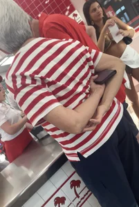 Sorority chicks go to to InNOut half naked