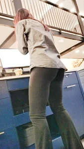 Hotel worker great ass (OC)