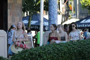 Florida beach and bikini girls