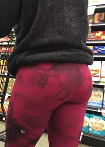 Milf grocery shopping in red leggings with a great ass