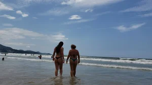 Brazillian beach creepshots, huge gallery of candid girls in swimsuits