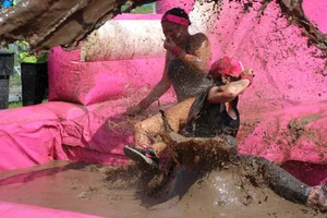 Bristol Pretty Muddy 5k race girls 2019