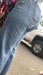 Mardi Gras college girl ass oc