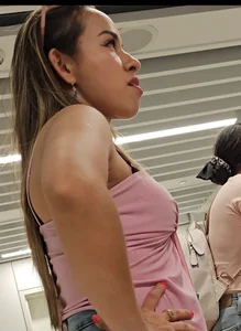 Shorty gorgeous Latina MILF in Jean short shorts.