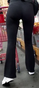 Redhead w/ Ponytail Bubble Butt