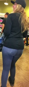 PAWG blonde in grey leggings while shopping