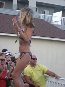 IOP Bikini Contest Drivin N' Cryin Show May 2009