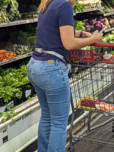 Milf in blue jeans