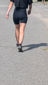 AMAZING very slim Girl in short black legging. oc