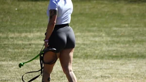 PAWG with sunlit cheeks