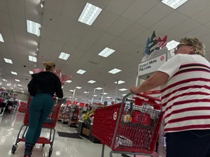 Target always got fine milfs