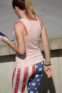 Girl out in USA leggings with decent ass