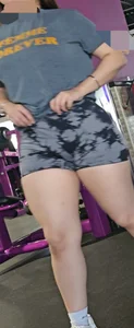 Wide hips and round ass