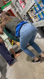 Bitch Knows How To Pose Her Ass!