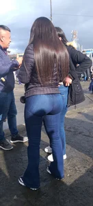 Rich buttocks, tight jeans, uff