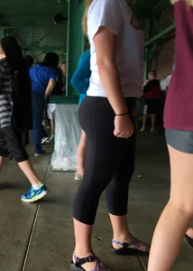 Big booty babe at a baseball game in tight leggings