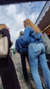 The Blonde Tight Pants Immersion