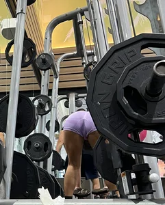 Thick teen spandex bubble w/ fat mound at gym *bending over*