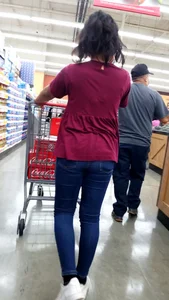 Latina tight jeans shopping