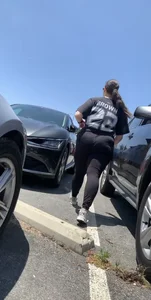 Chubby Hockey Geek, nice BUTT n THIGHS