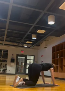 [Non OC] Beauty ass in black leggings