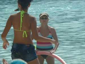 Bikini girls