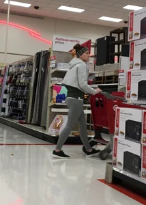 Oklahoma milf in grey leggings shopping at Target