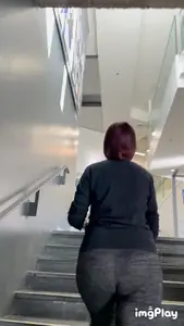 Nice ass lunch lady