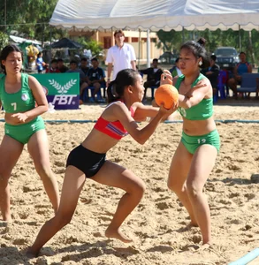 Thai candid volleyball girls
