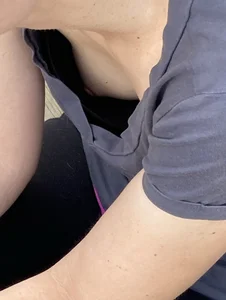 Downblouse small boob flash