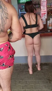 Pawg in green bikini (NOT OC)