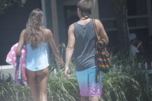 Even more sexy Florida bikini babes including a midget in a bikini