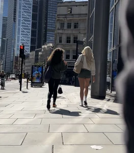 Fit toned blonde in tiny green shorts (OC)