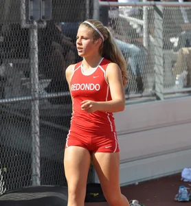 Candid track girls and runners