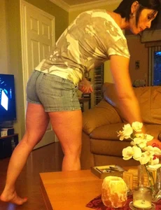 Athletic Girl in Denim Shorts With Muscular Legs Home Candid Pic