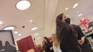 Round Booty at Mall (OC)
