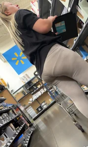 Snow bunny milf, VPL