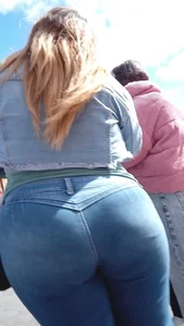 True Phat Buttcheeks In Pocketless Jeans VPL OC
