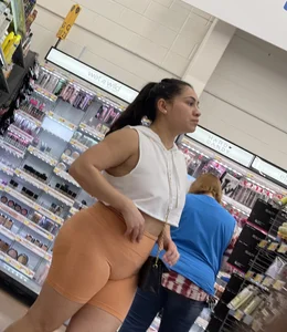 The body of this woman made me go wild!