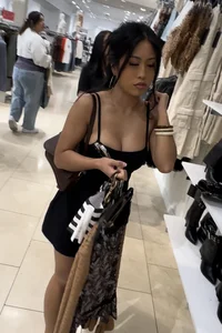 Phenomenal asian w/cleavage