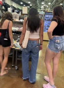 Tall PAWG with her hot friends shopping (Busted) (OC)