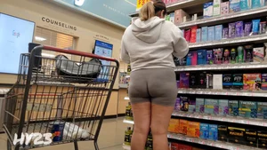 PlumpAssedWhiteGirl with painted on Spandex Leggings
