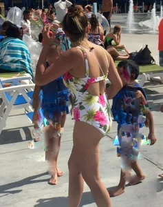 Waterpark MILFs 4