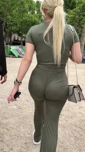Sexy Jiggle blonde in pants (NOT OC)