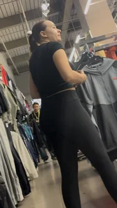 (OC) Shop worker with cake