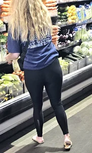 Few market MILFs