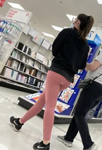Tight pink