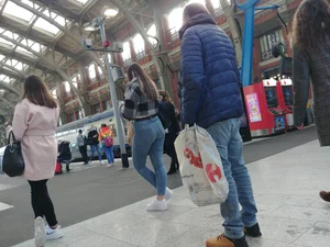 I like when trains are late